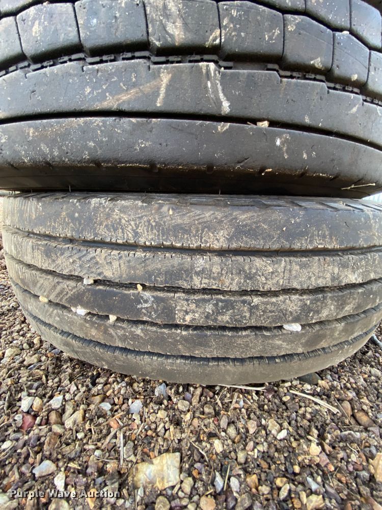 image for item HR9334 (5) tires