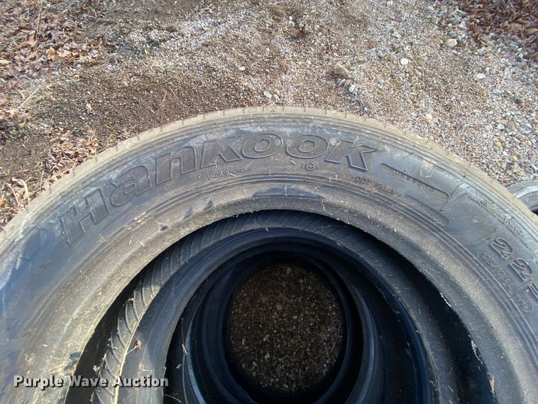 image for item HR9334 (5) tires