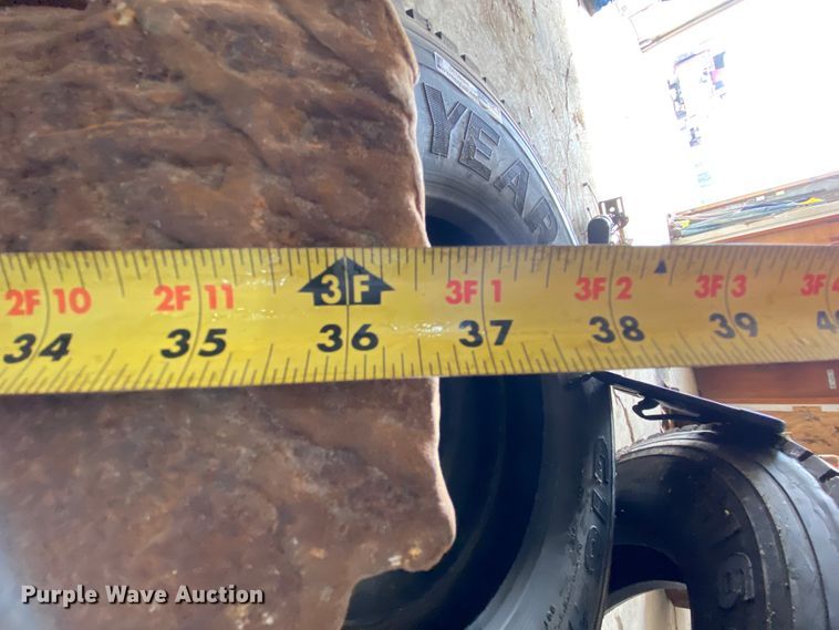 image for item HR9338 (3) moldboard cutting edges