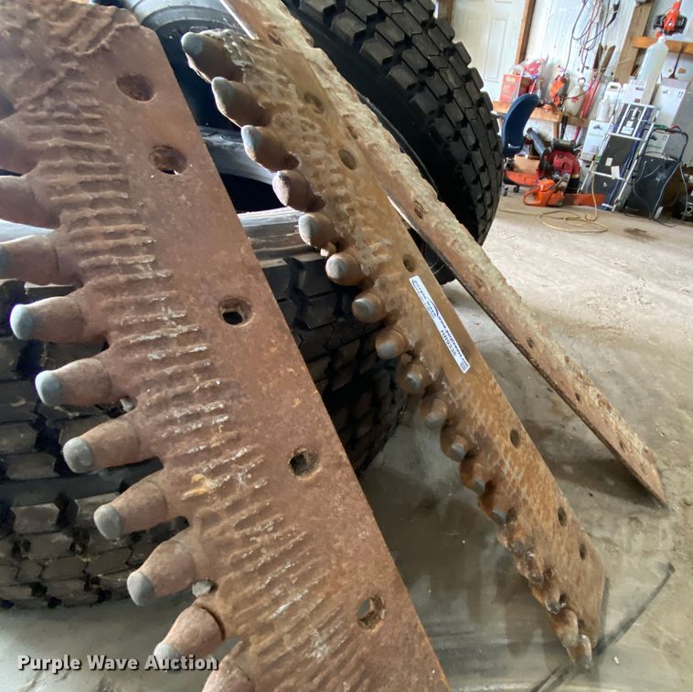 image for item HR9338 (3) moldboard cutting edges