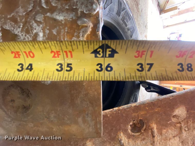 image for item HR9338 (3) moldboard cutting edges