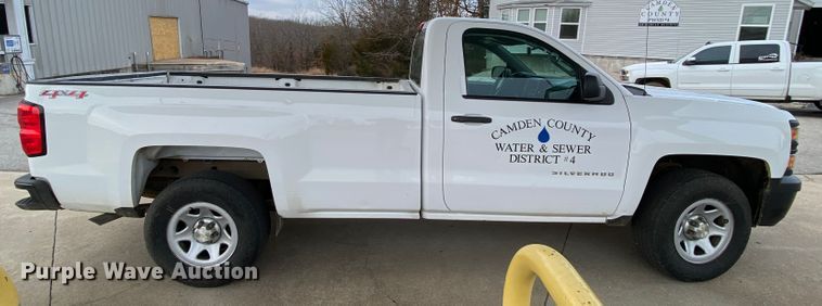 image for item HR9341 2014 Chevrolet Silverado 1500  pickup truck