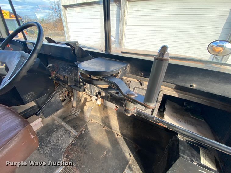 image for item HR9347 1999 International 3800 AmTran  school bus