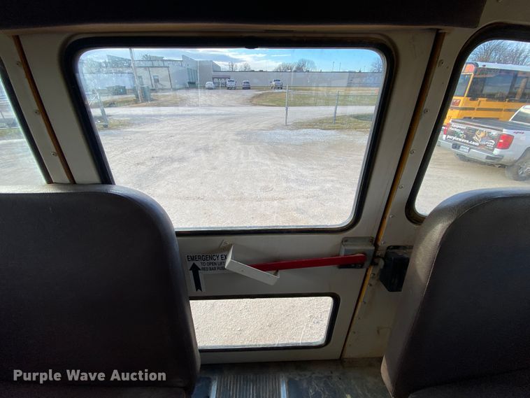 image for item HR9347 1999 International 3800 AmTran  school bus