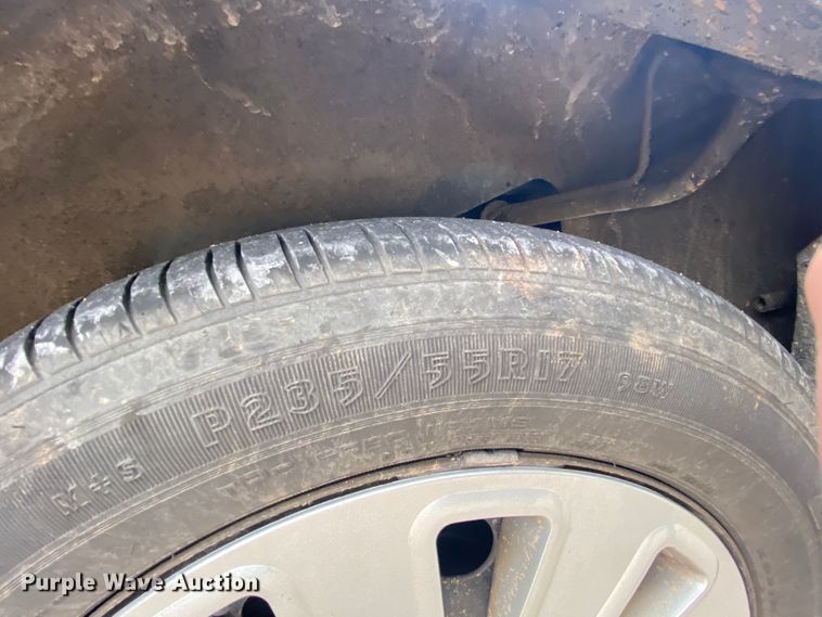 image for item HR9354 2004 Ford Crown Victoria Police Interceptor