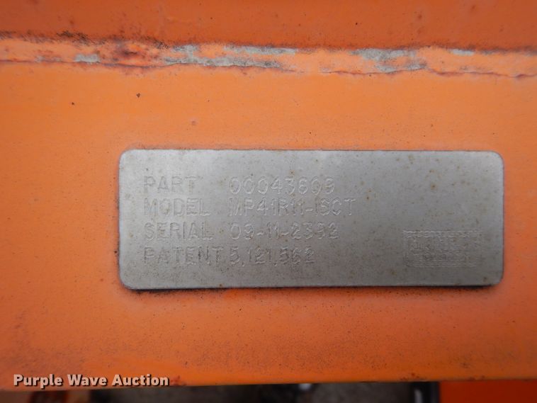 image for item HU9993 2011 International 7400  dump truck