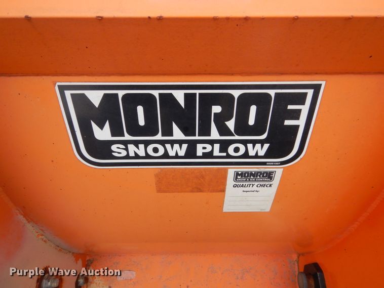 image for item HU9993 2011 International 7400  dump truck