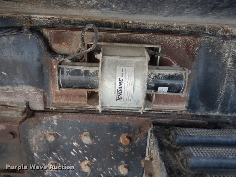 image for item HU9993 2011 International 7400  dump truck