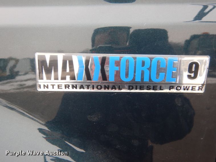 image for item HU9993 2011 International 7400  dump truck