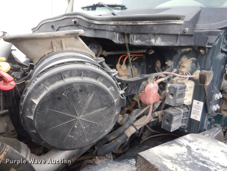 image for item HU9993 2011 International 7400  dump truck