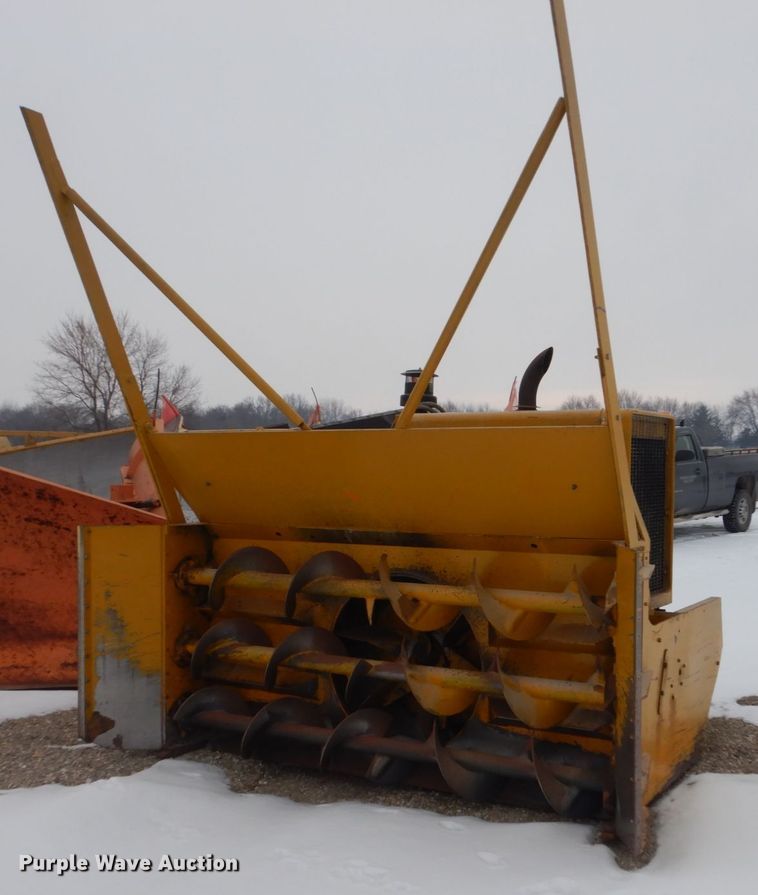 image for item HU9994 Snogo MP3D snow blower