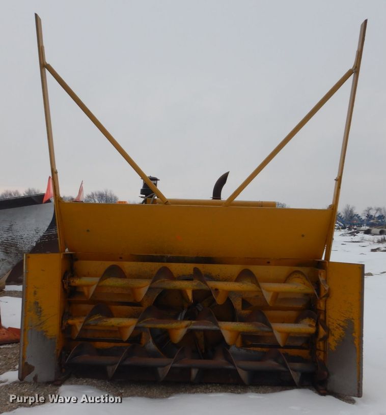 image for item HU9994 Snogo MP3D snow blower