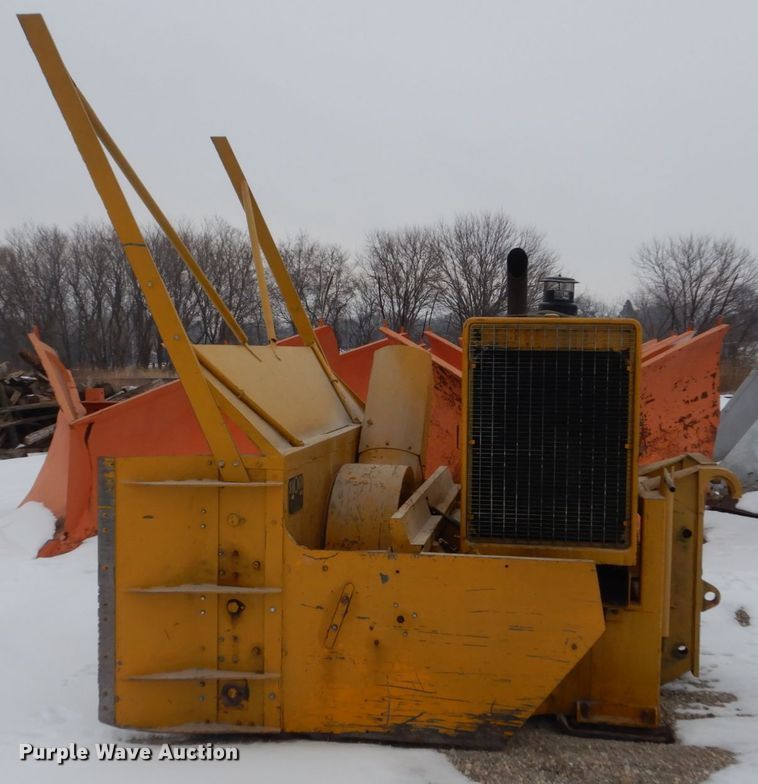 image for item HU9994 Snogo MP3D snow blower