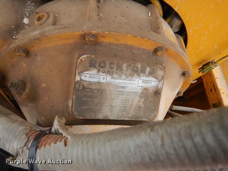 image for item HU9994 Snogo MP3D snow blower