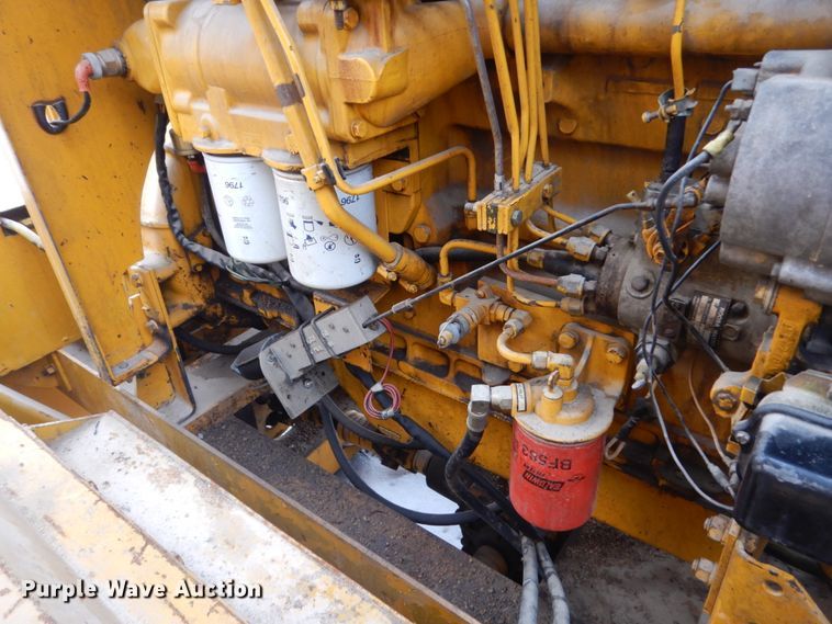 image for item HU9994 Snogo MP3D snow blower