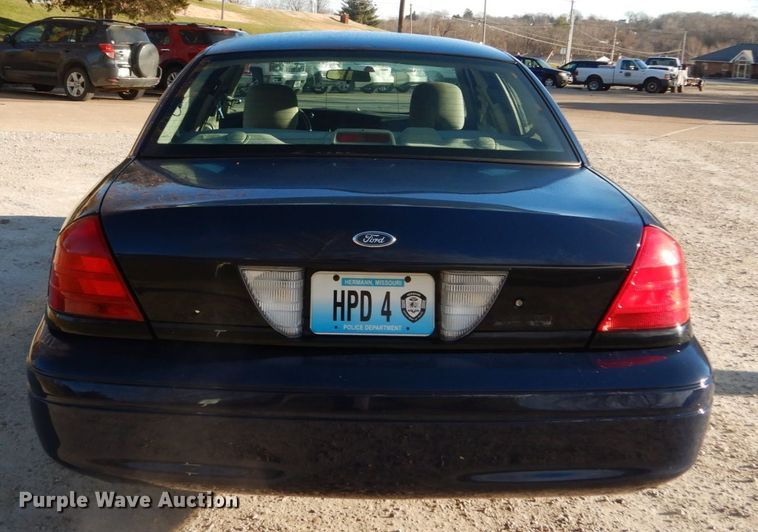 image for item HV9572 2008 Ford Crown Victoria Police Interceptor