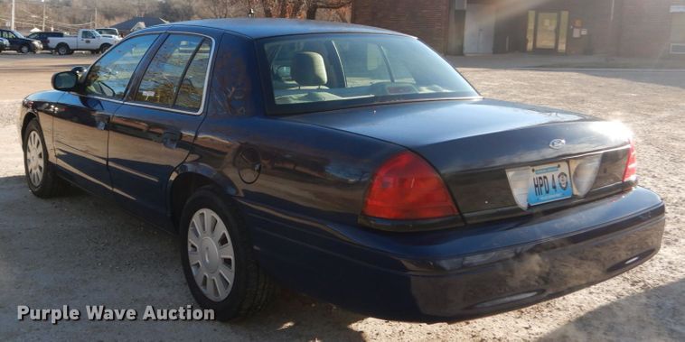 image for item HV9572 2008 Ford Crown Victoria Police Interceptor
