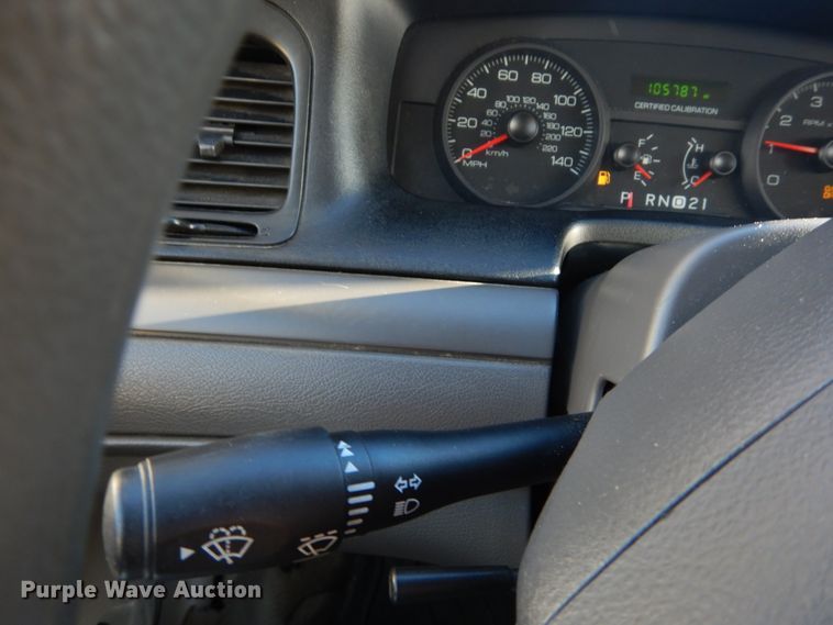 image for item HV9572 2008 Ford Crown Victoria Police Interceptor