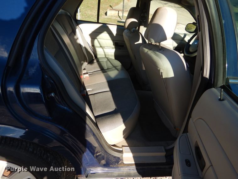 image for item HV9572 2008 Ford Crown Victoria Police Interceptor