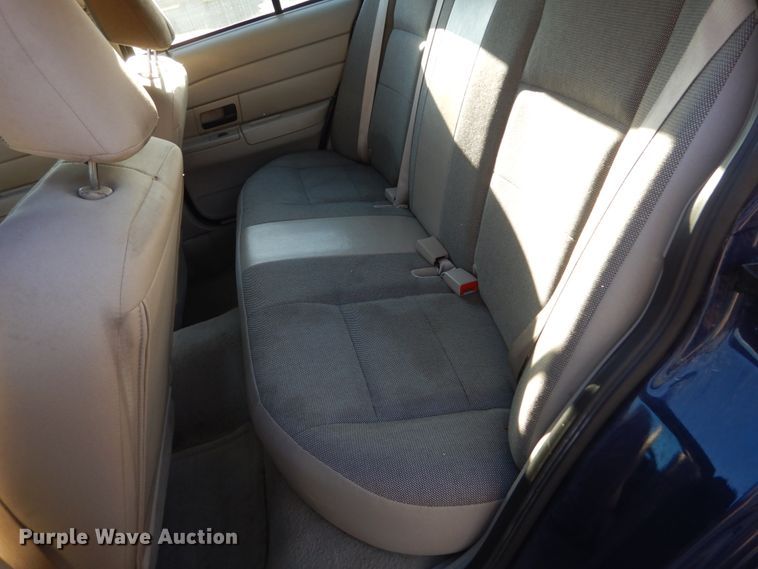 image for item HV9572 2008 Ford Crown Victoria Police Interceptor