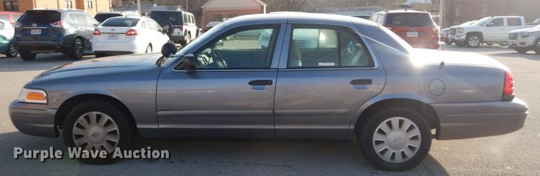 image for item HV9582 2006 Ford Crown Victoria Police Interceptor