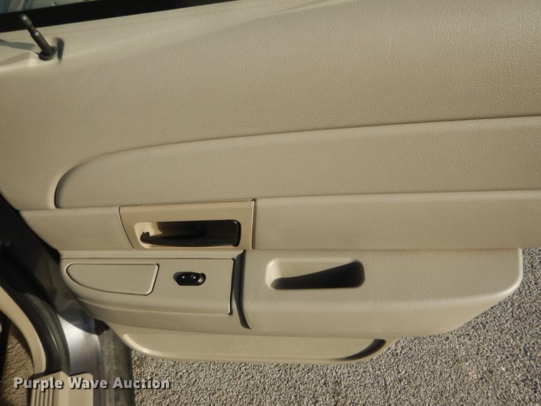 image for item HV9582 2006 Ford Crown Victoria Police Interceptor