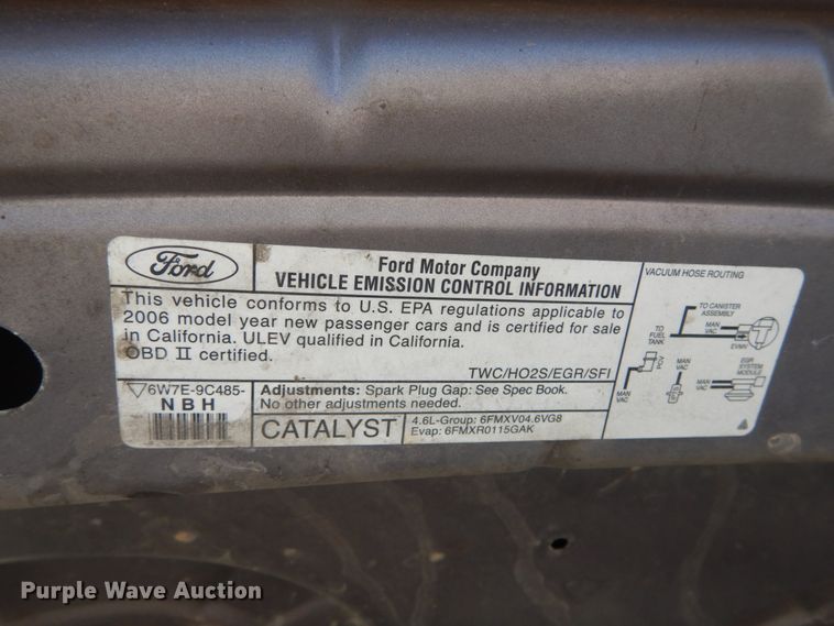 image for item HV9582 2006 Ford Crown Victoria Police Interceptor