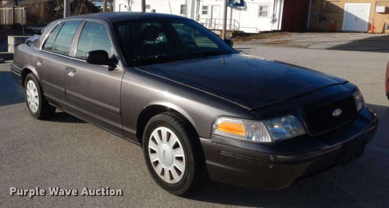 image for item HV9583 2008 Ford Crown Victoria Police Interceptor