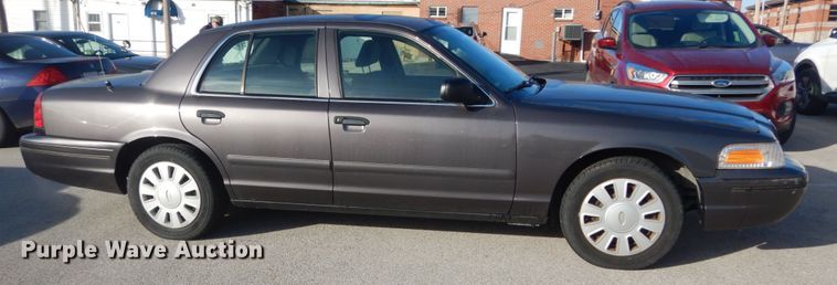 image for item HV9583 2008 Ford Crown Victoria Police Interceptor