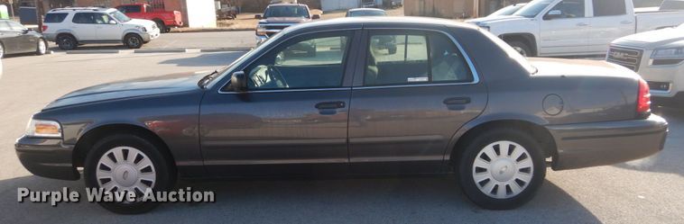 image for item HV9583 2008 Ford Crown Victoria Police Interceptor