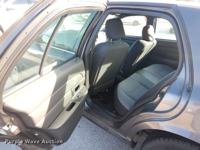 image for item HV9583 2008 Ford Crown Victoria Police Interceptor