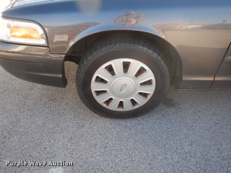 image for item HV9583 2008 Ford Crown Victoria Police Interceptor