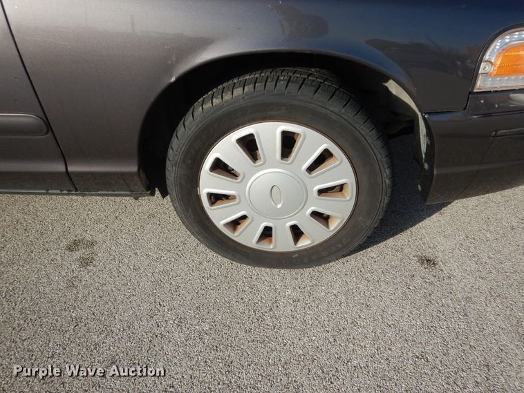 image for item HV9583 2008 Ford Crown Victoria Police Interceptor