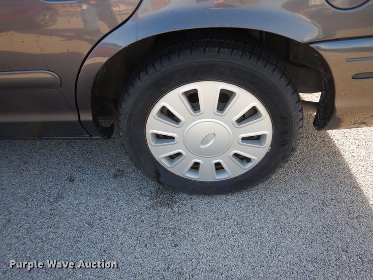 image for item HV9583 2008 Ford Crown Victoria Police Interceptor