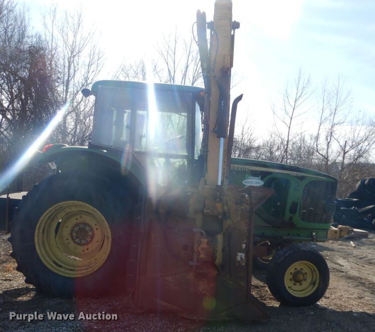 image for item HV9585 2004 John Deere 6615  tractor