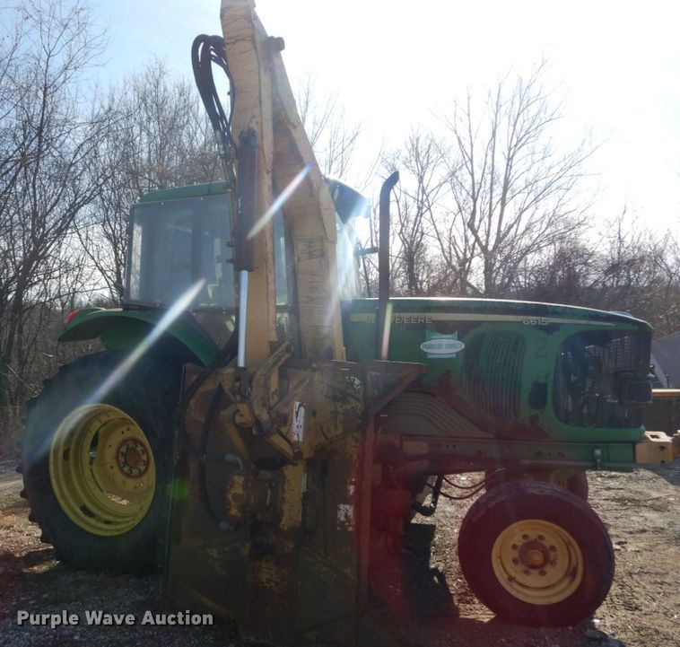 image for item HV9585 2004 John Deere 6615  tractor