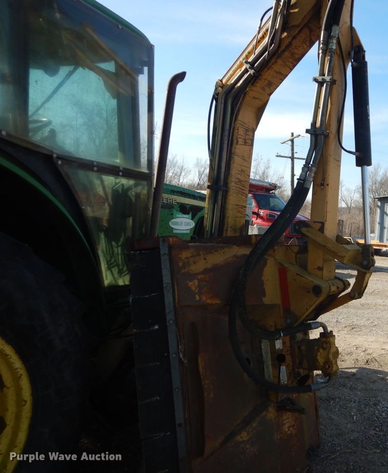 image for item HV9585 2004 John Deere 6615  tractor