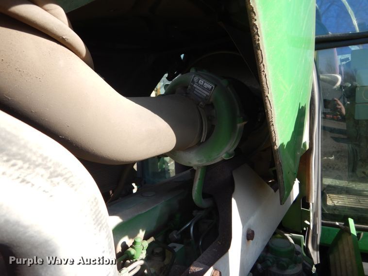 image for item HV9585 2004 John Deere 6615  tractor