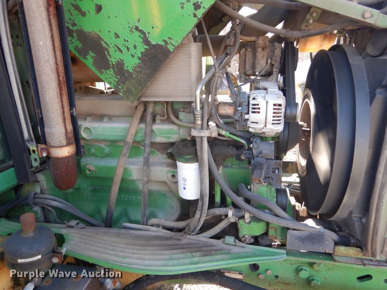 image for item HV9585 2004 John Deere 6615  tractor