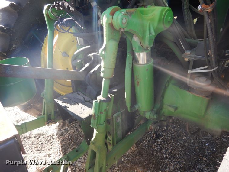 image for item HV9585 2004 John Deere 6615  tractor