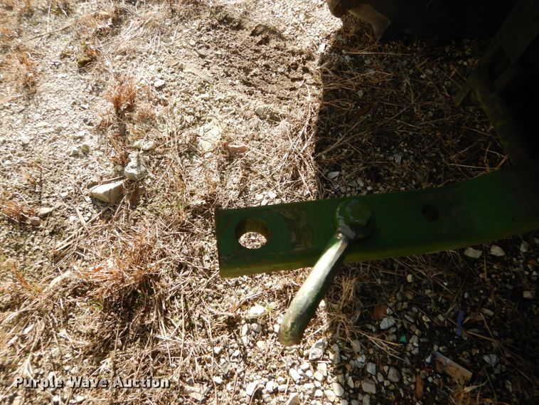 image for item HV9585 2004 John Deere 6615  tractor