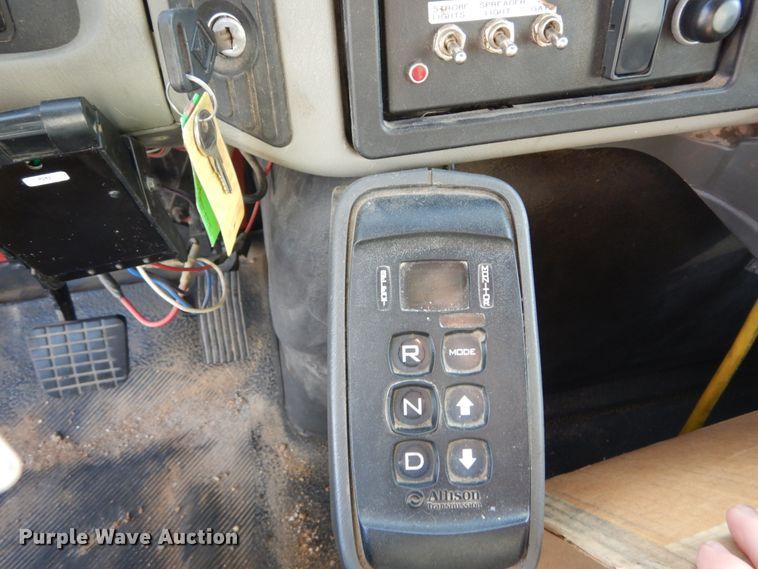 image for item HV9586 2008 International 7400  dump truck