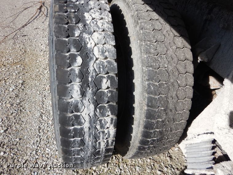 image for item HV9586 2008 International 7400  dump truck