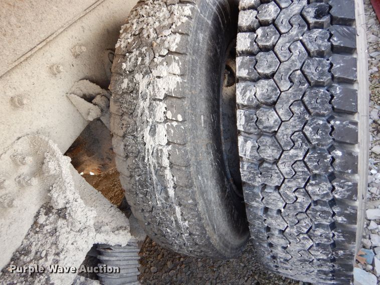 image for item HV9586 2008 International 7400  dump truck