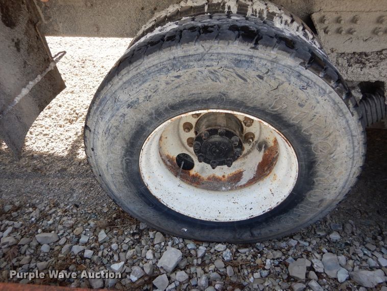 image for item HV9586 2008 International 7400  dump truck