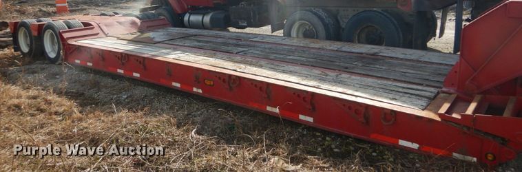 image for item HV9587 2000 Talbert TDW-35SA-HRG-1-T1  lowboy equipment trailer