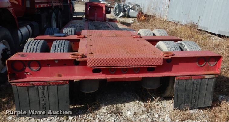 image for item HV9587 2000 Talbert TDW-35SA-HRG-1-T1  lowboy equipment trailer