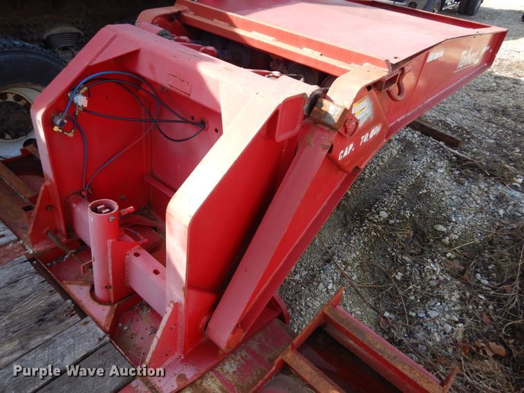 image for item HV9587 2000 Talbert TDW-35SA-HRG-1-T1  lowboy equipment trailer