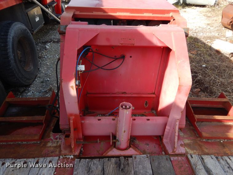 image for item HV9587 2000 Talbert TDW-35SA-HRG-1-T1  lowboy equipment trailer