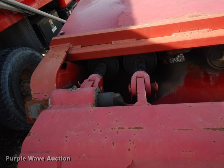 image for item HV9587 2000 Talbert TDW-35SA-HRG-1-T1  lowboy equipment trailer